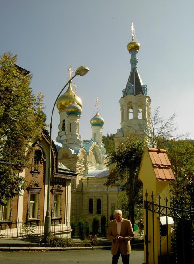 Villa Rosa Karlovy Vary Bagian luar foto