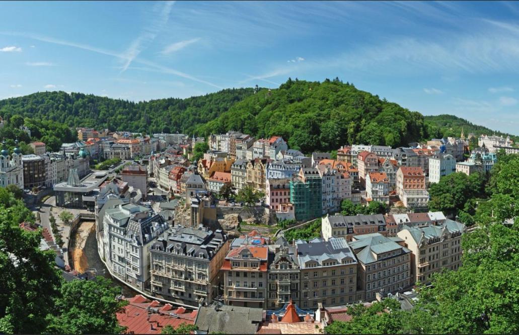 Villa Rosa Karlovy Vary Bagian luar foto